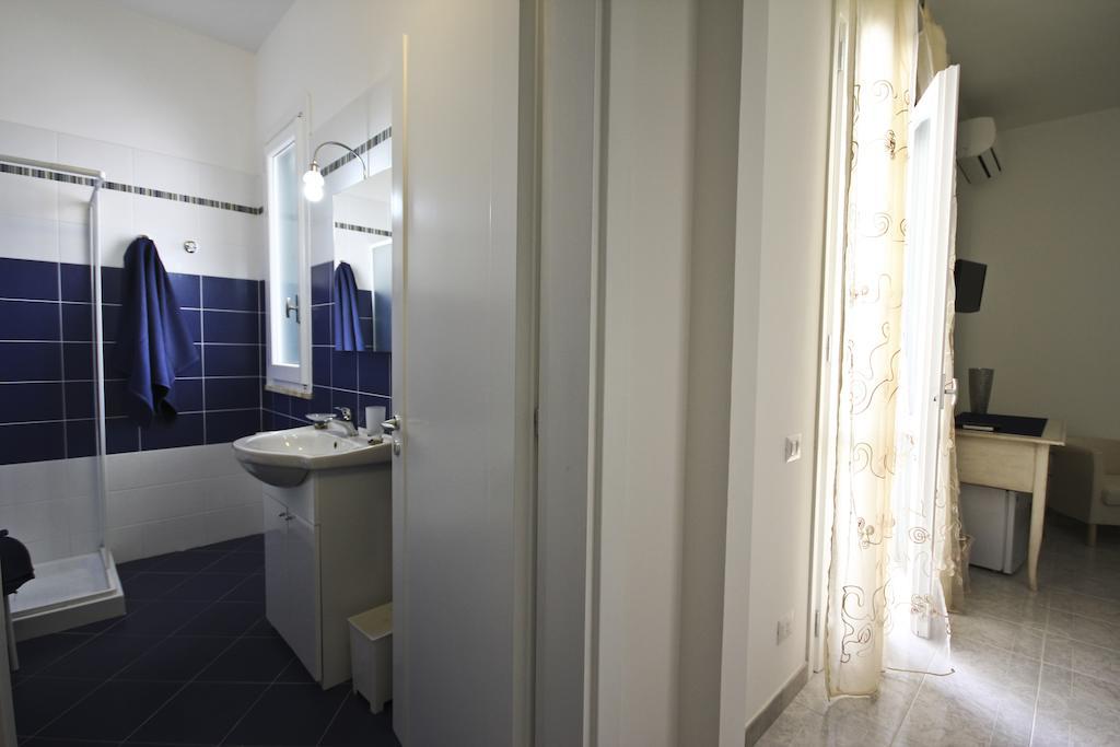B&B Villa Genny A Pochi Passi Dal Mare San Cataldo  Quarto foto